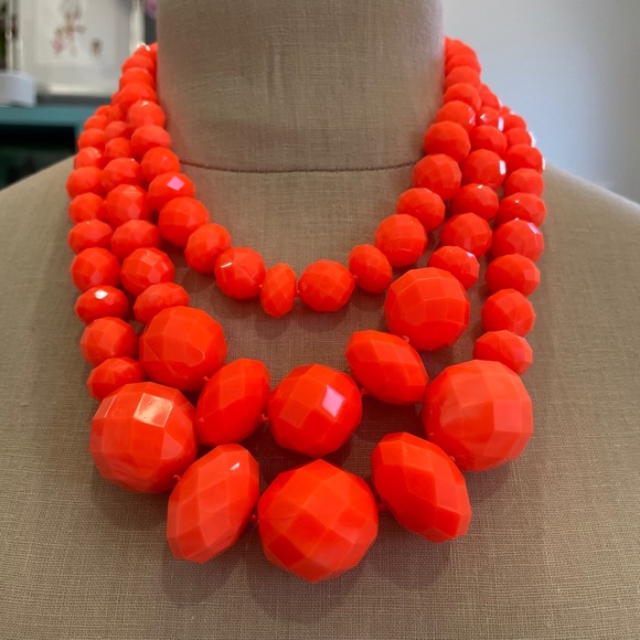 Rare & HTF Kate Spade Give It A Swirl Triple Strand Necklace in Surprise Coral - Picture 9 of 10